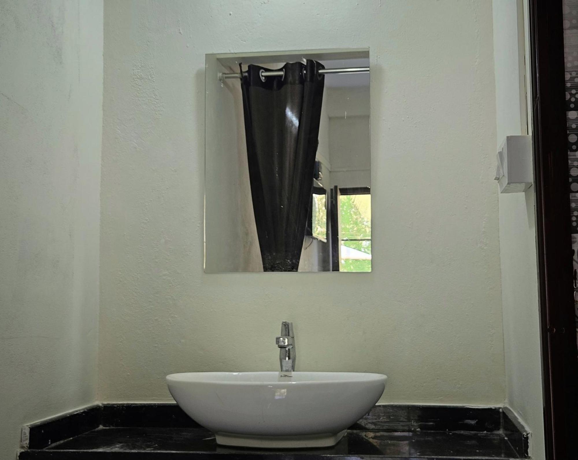 Souparnika Residency Murdeshwar Mavalli Экстерьер фото